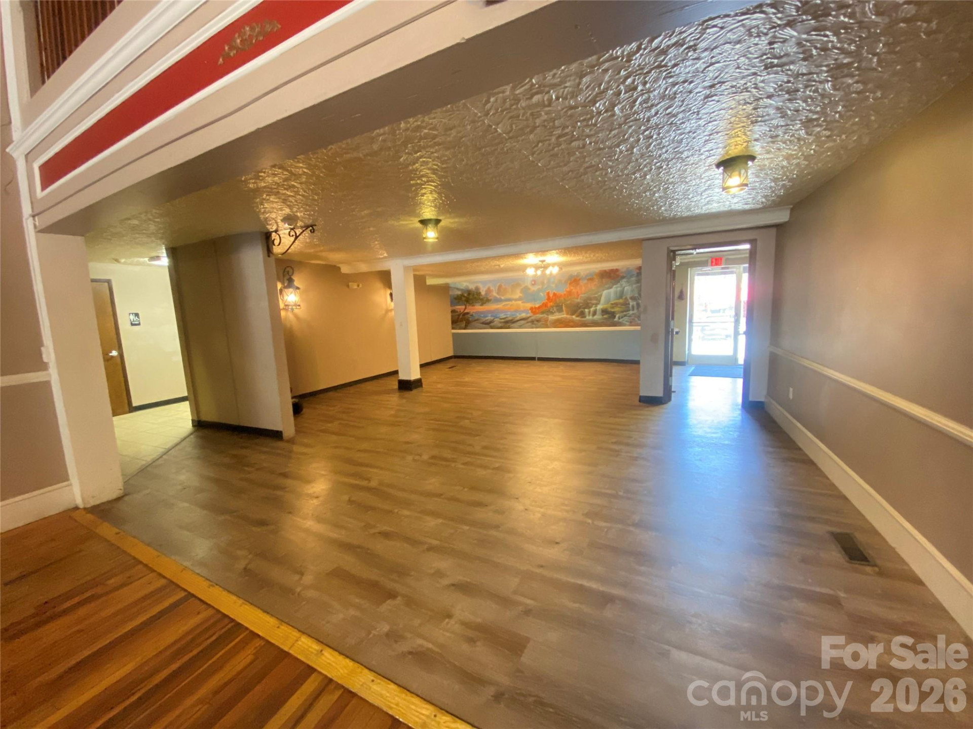 100 Main Street - Photo 9