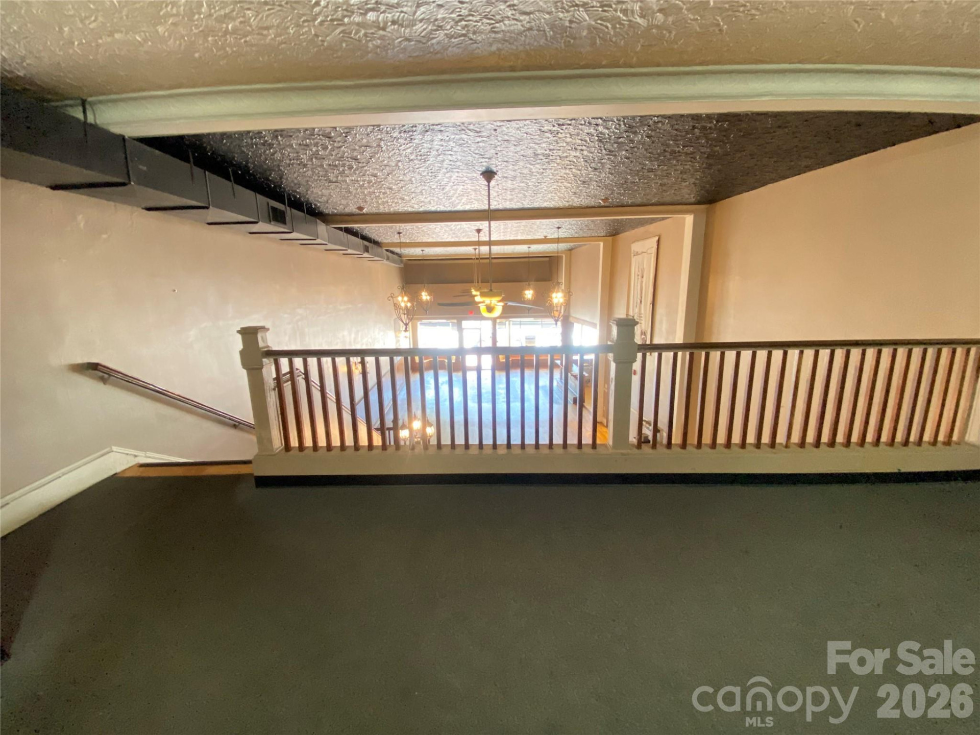 100 Main Street - Photo 11