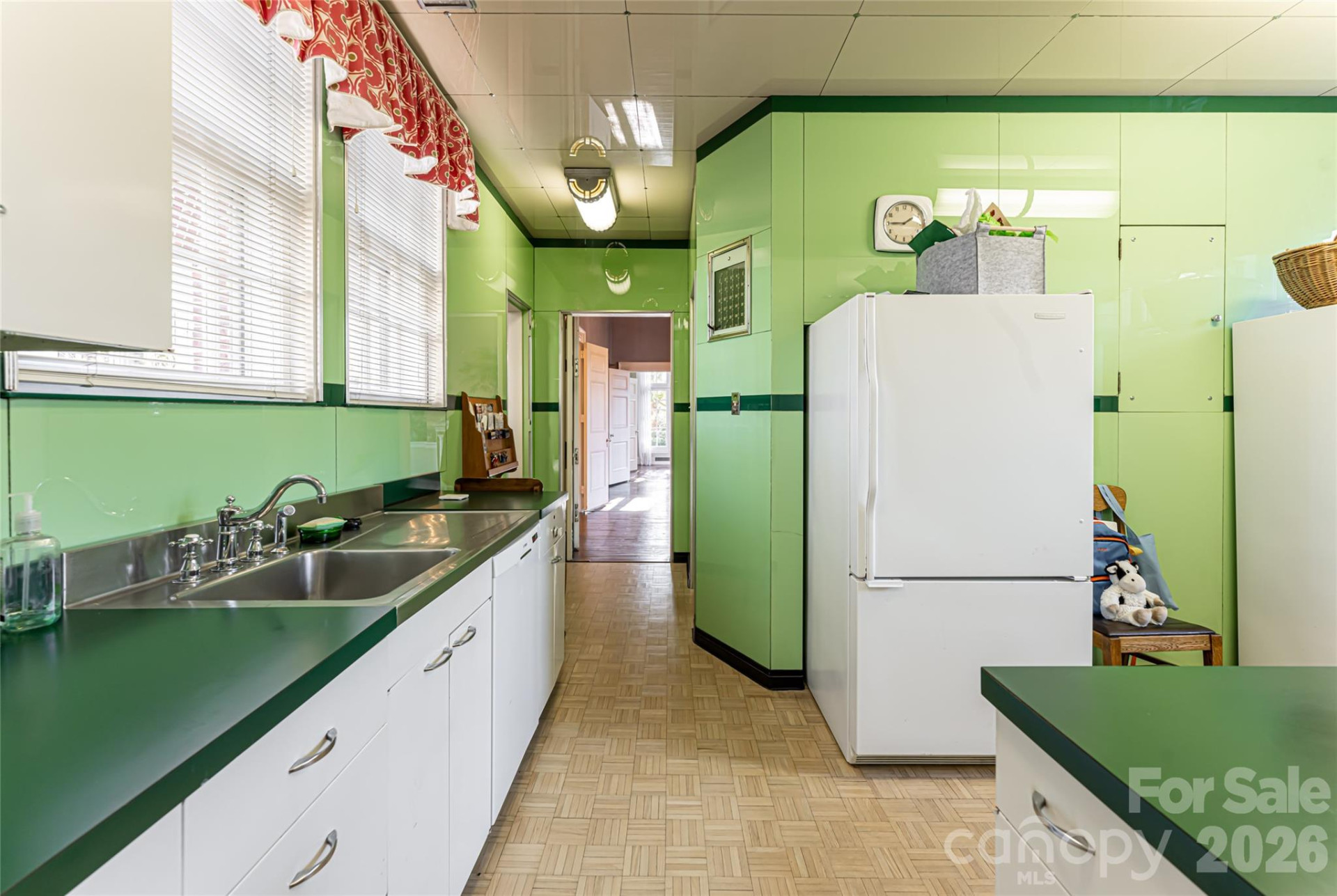 407 Vanderbilt Road - Photo 16