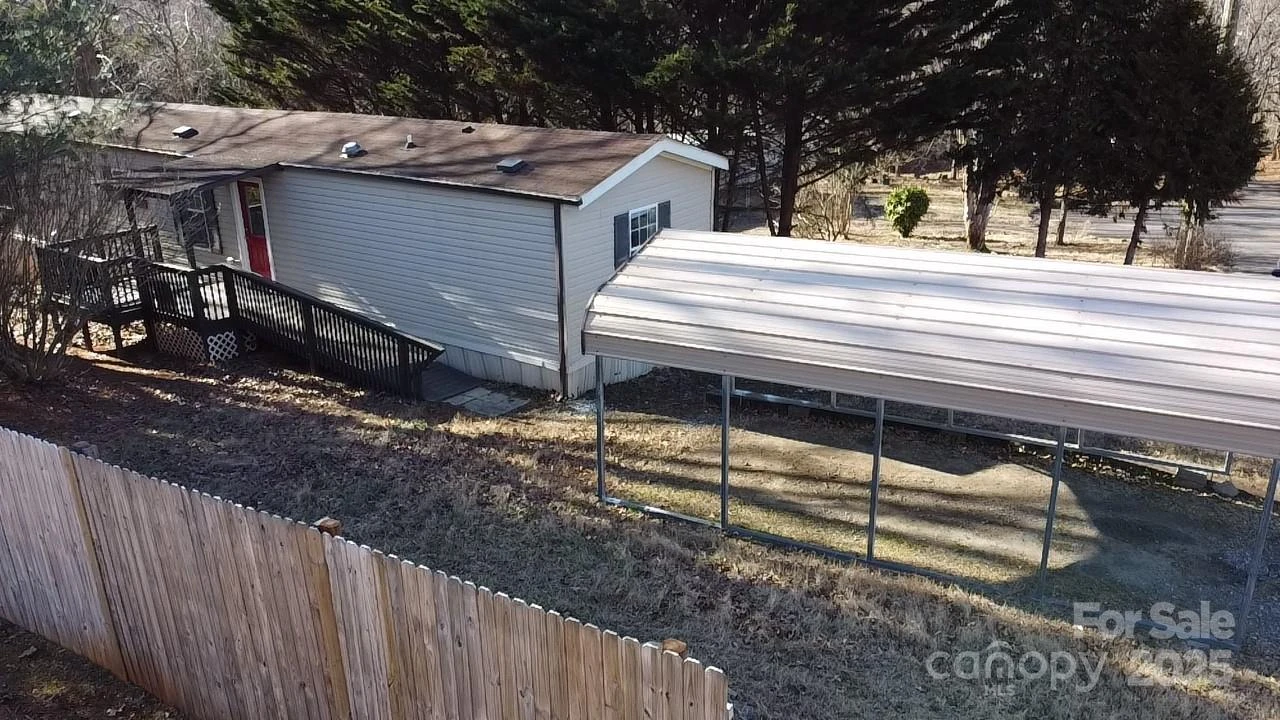 113 Highlander Street - Photo 36