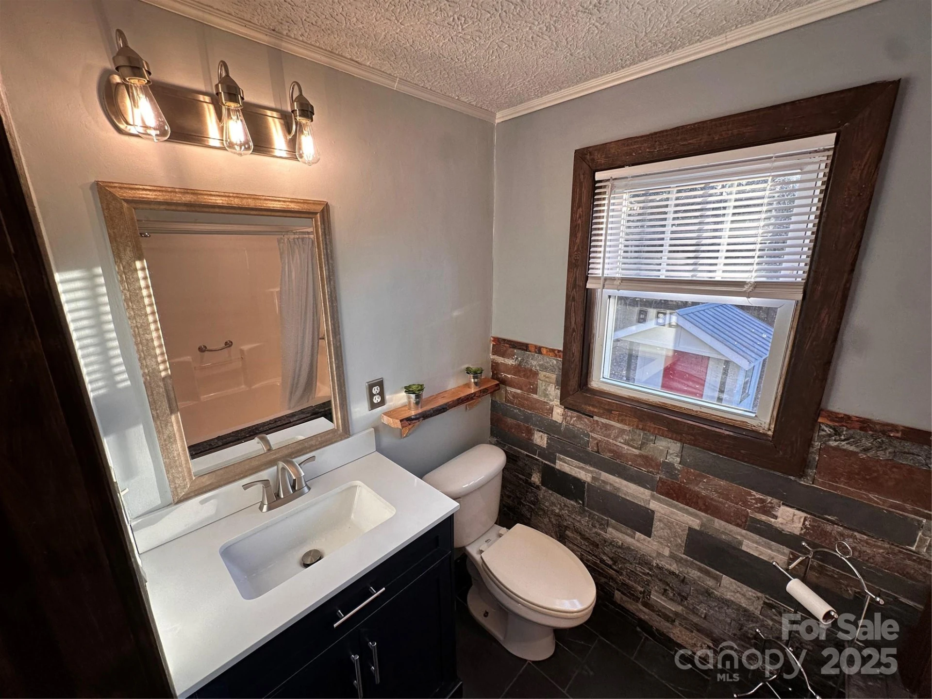 113 Highlander Street - Photo 6