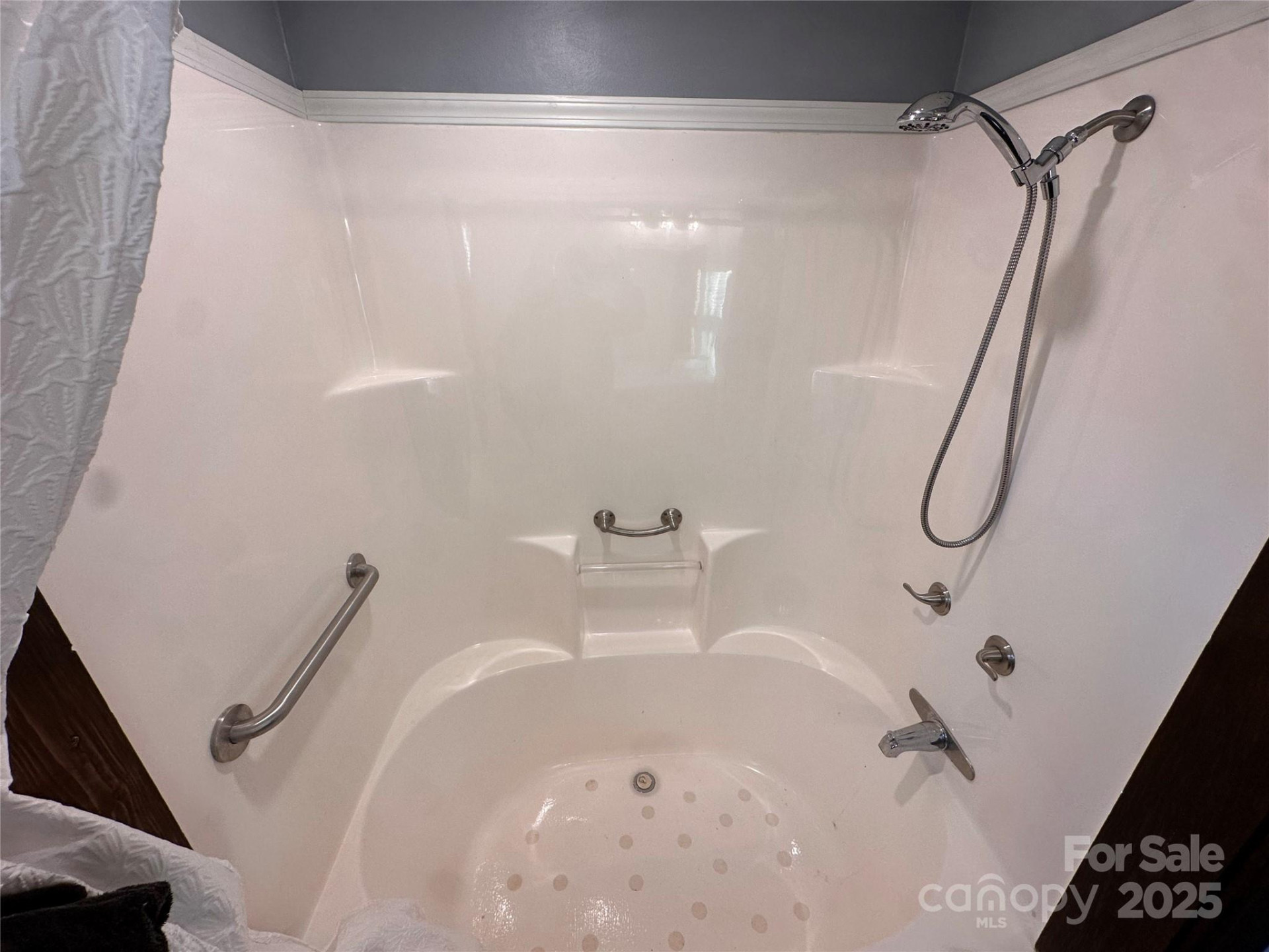 113 Highlander Street - Photo 8