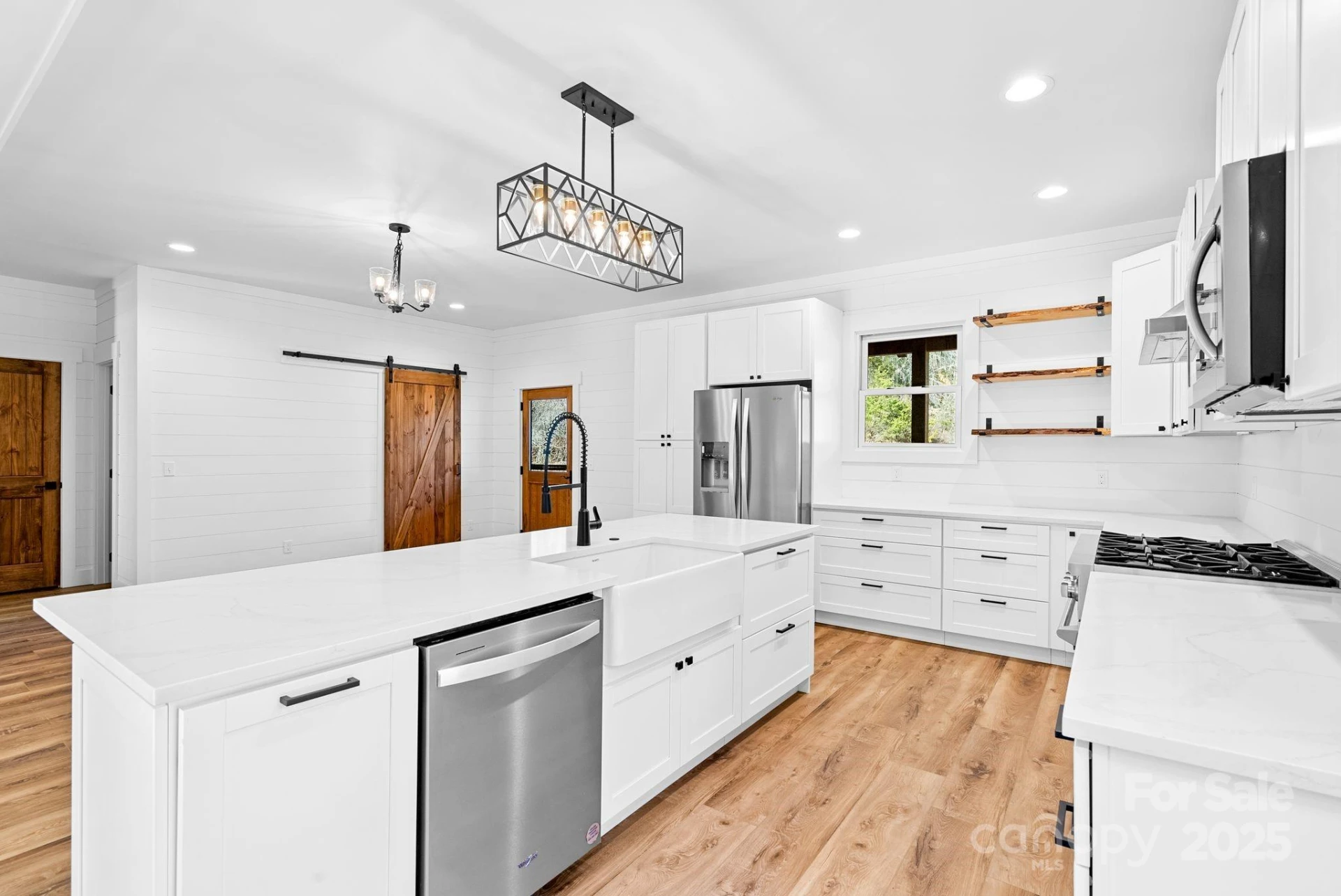 124 Light Waters Drive - Photo 16
