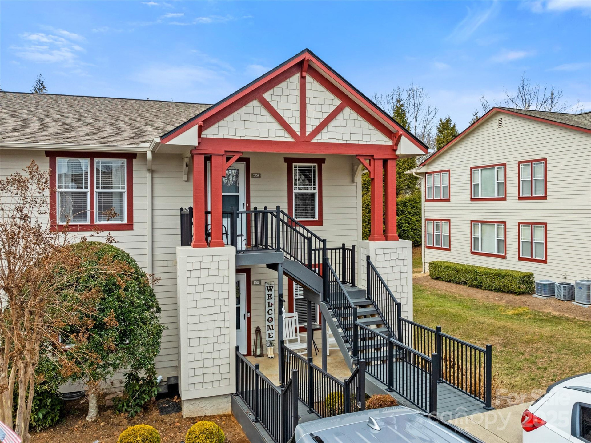 1206 Deermouse Way - Photo 3
