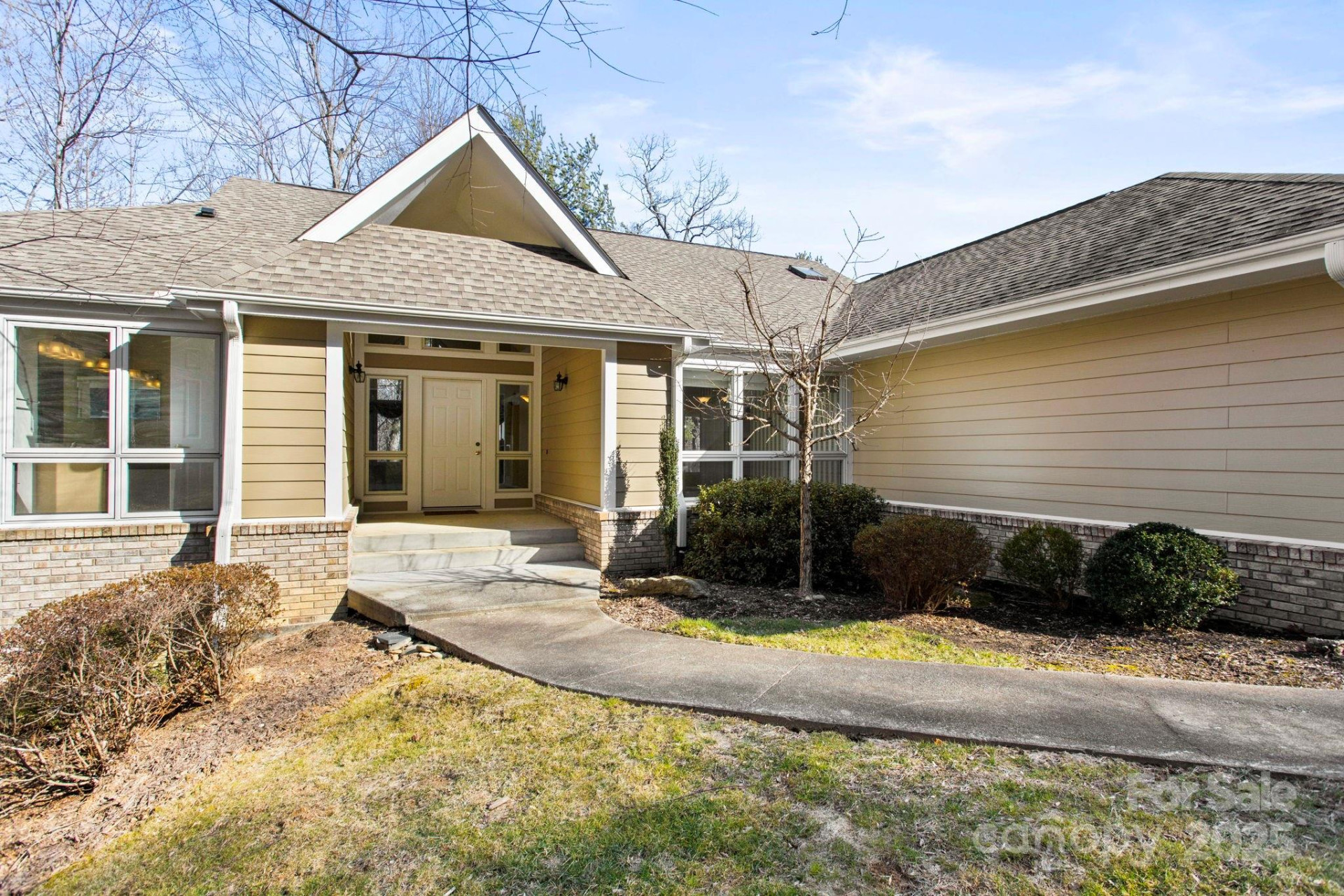 514 Cobblestone Lane - Photo 2