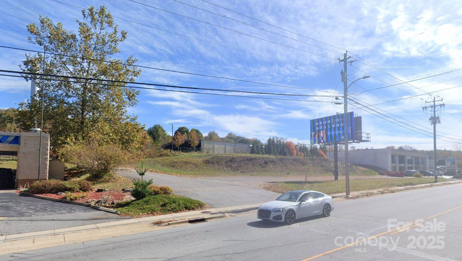 1260 Hendersonville Road - Photo 2