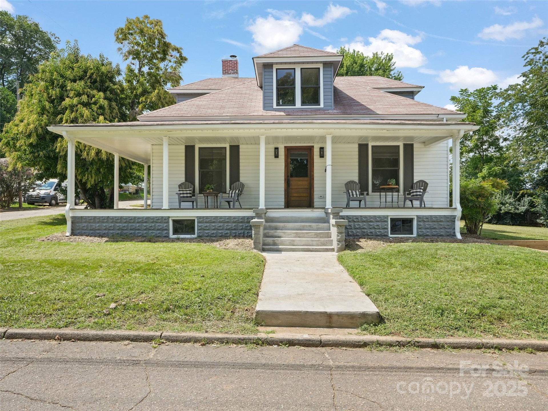 163 Pharr Street - Photo 2