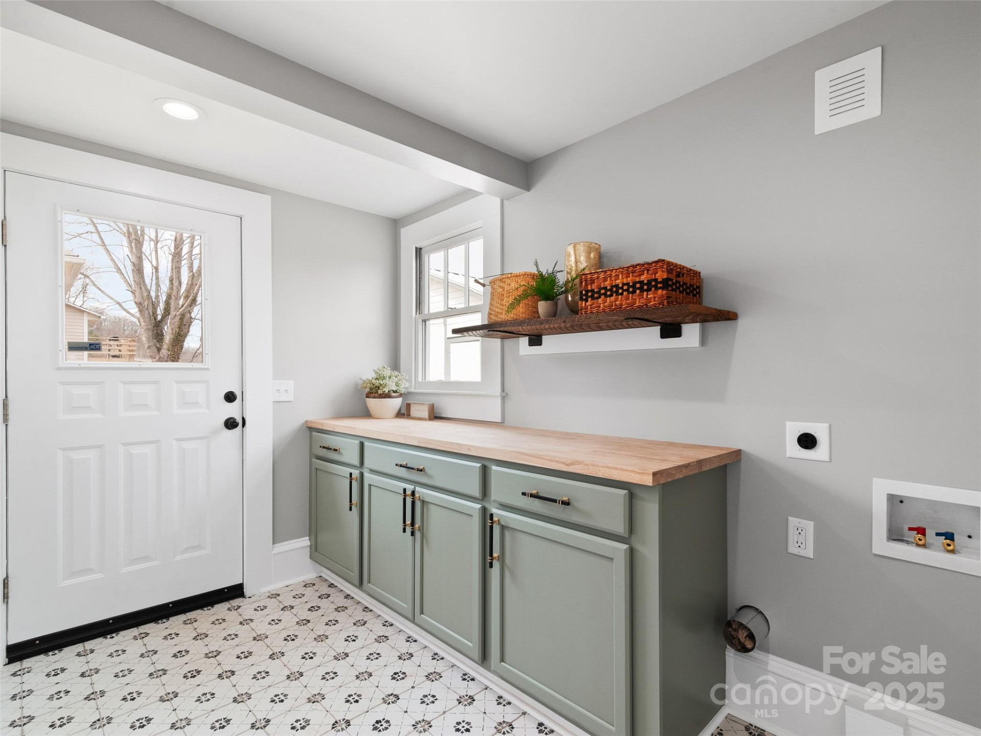 163 Pharr Street - Photo 16