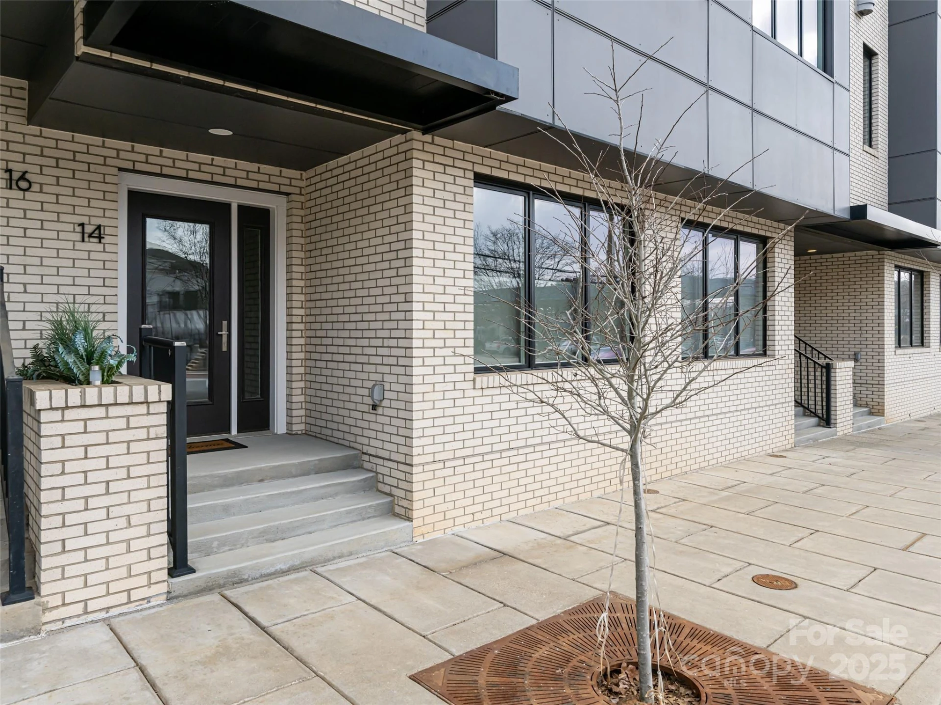 14 Bauhaus Court - Photo 2