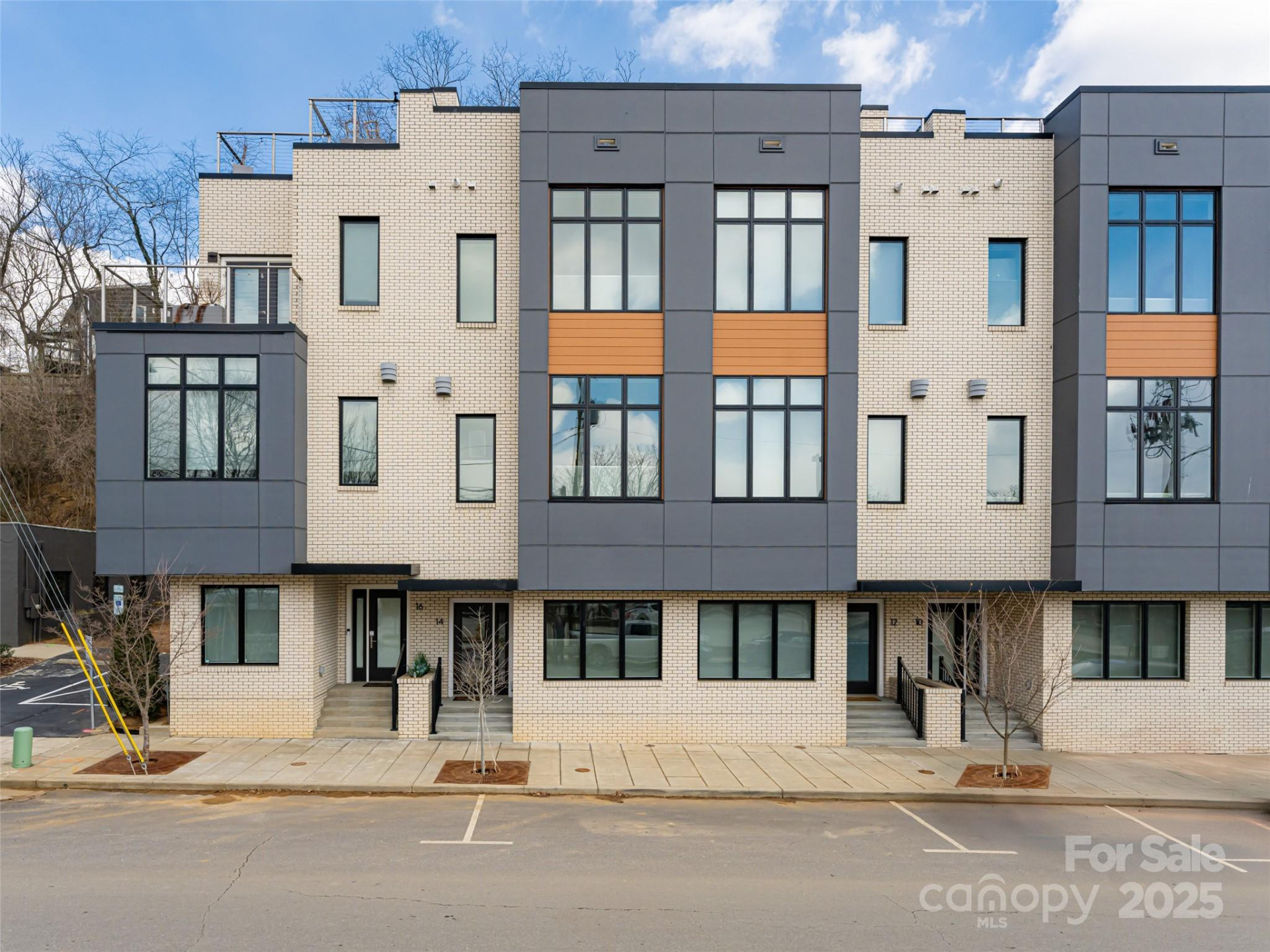 14 Bauhaus Court - Photo 3