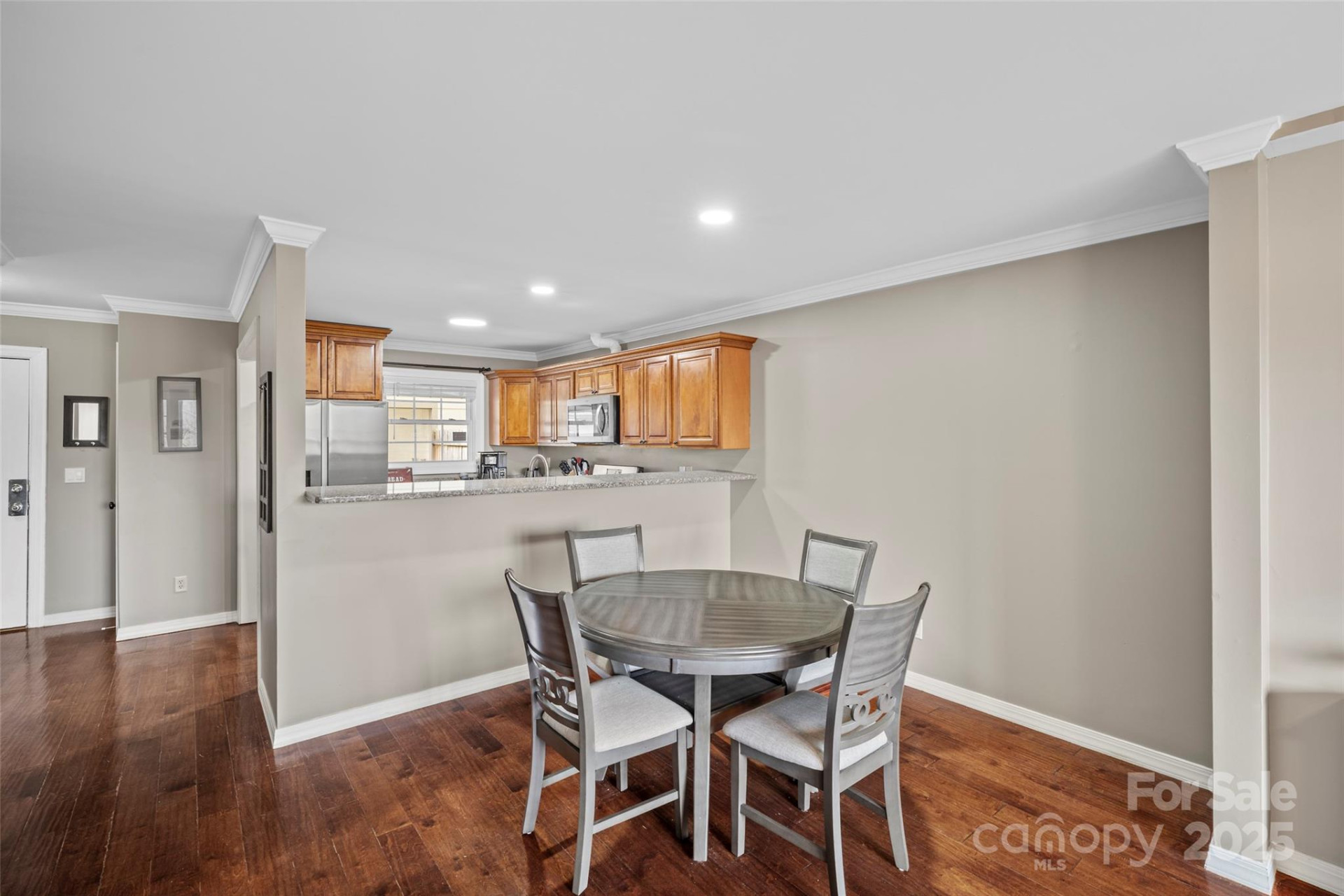 41 Rotunda Circle - Photo 14