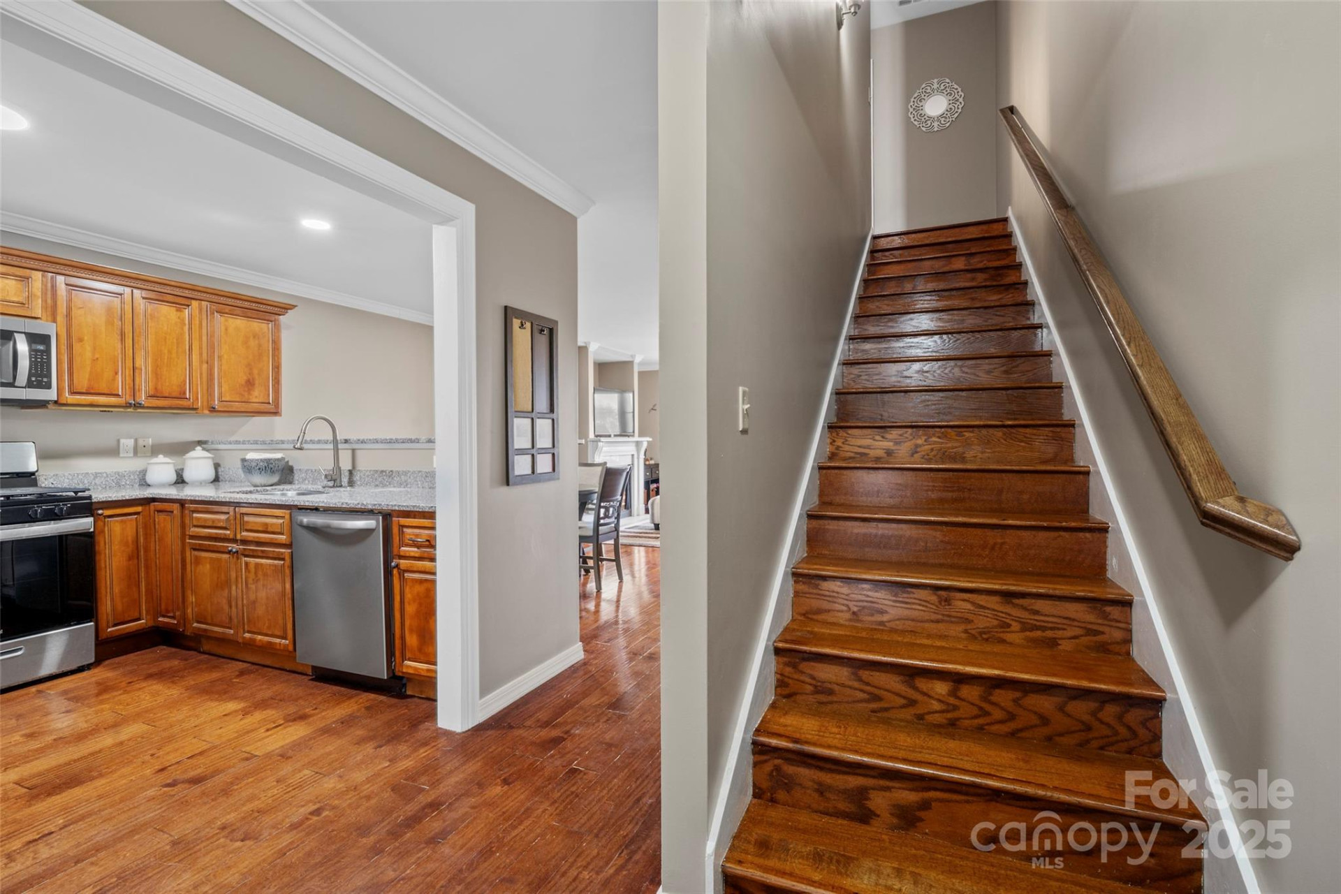 41 Rotunda Circle - Photo 15