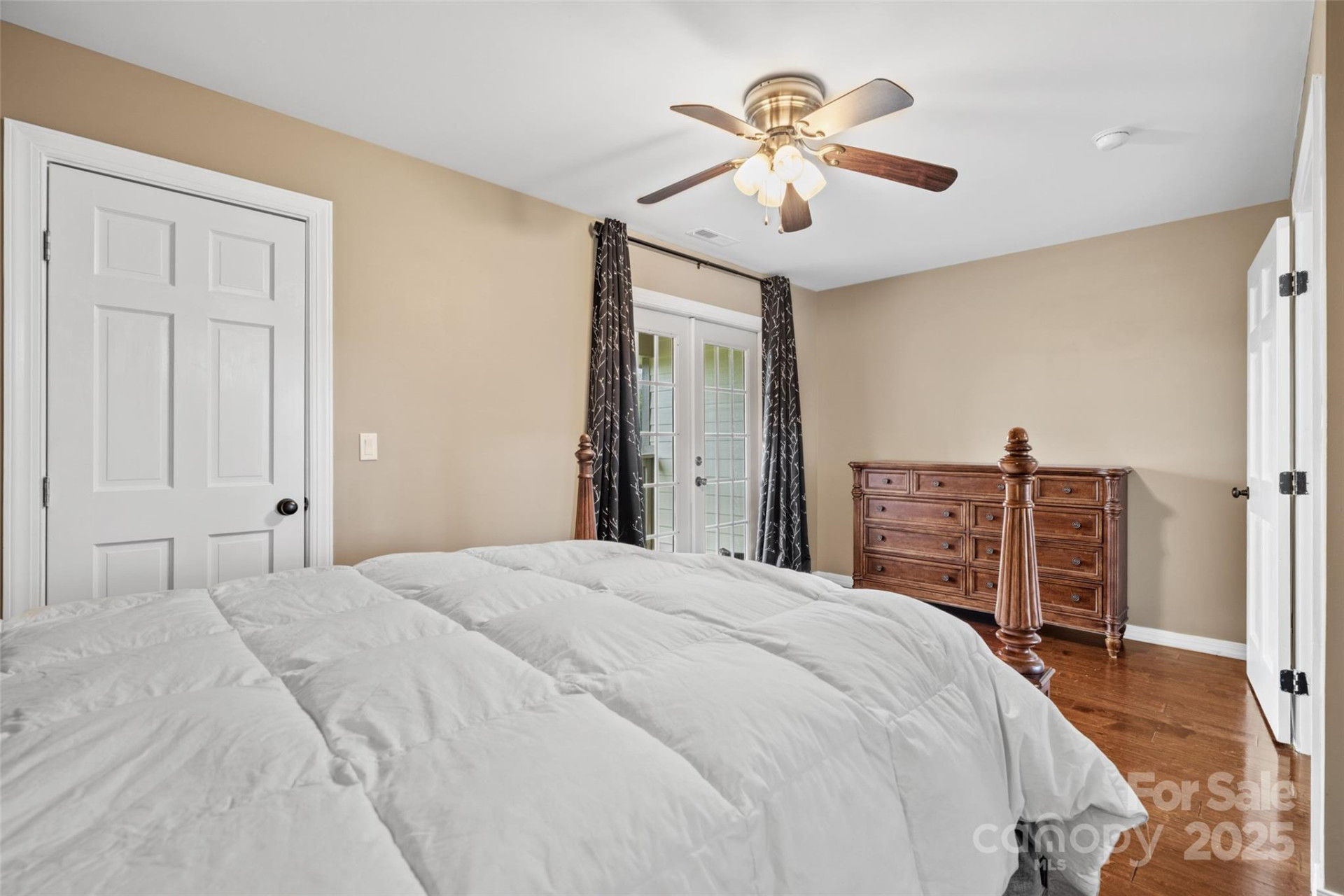 41 Rotunda Circle - Photo 19