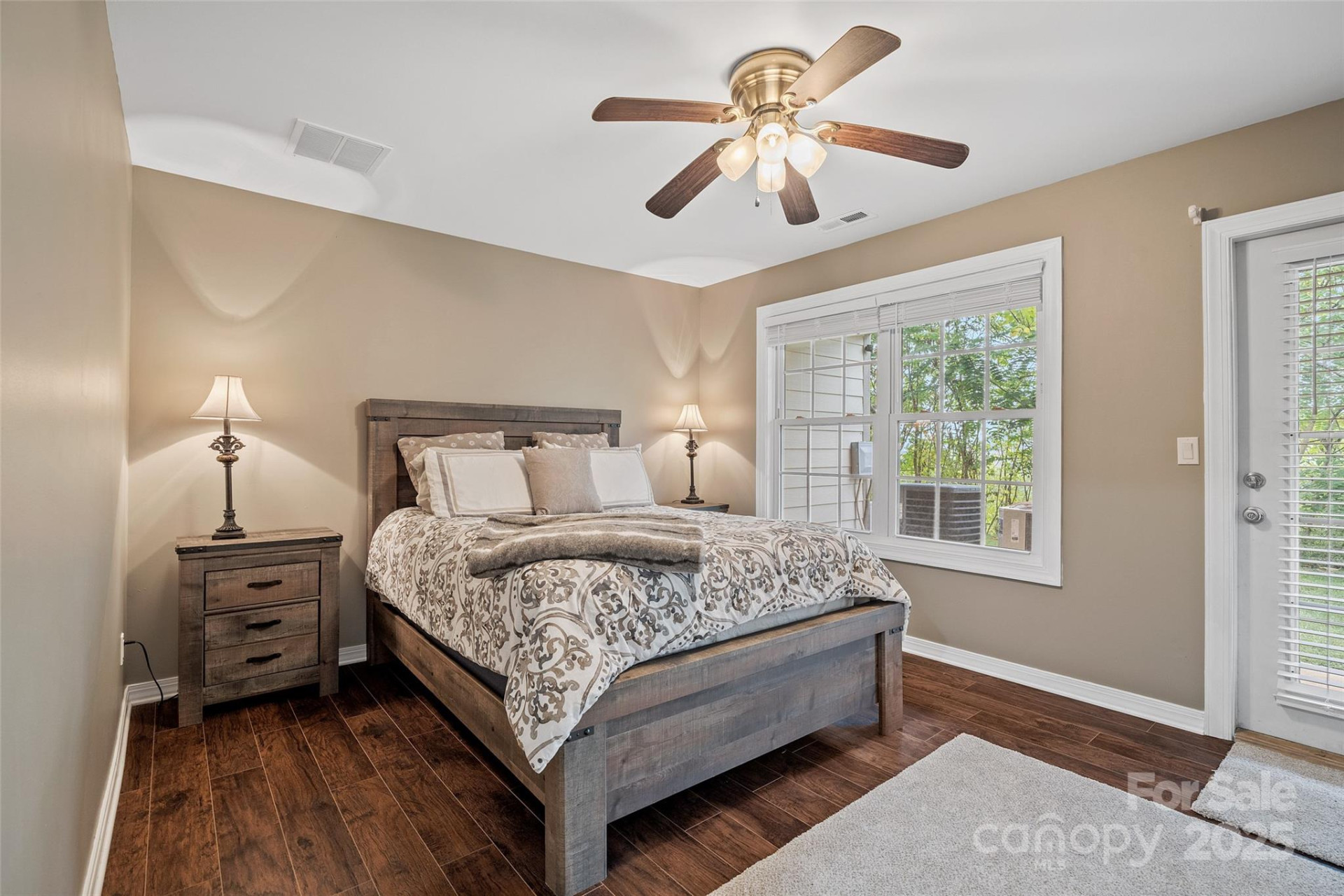 41 Rotunda Circle - Photo 34