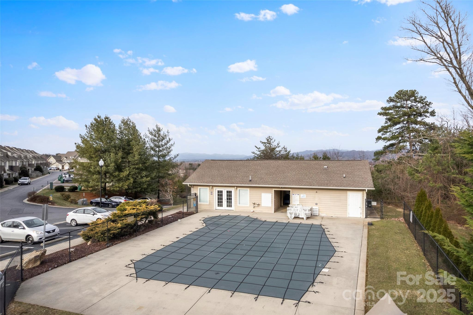 41 Rotunda Circle - Photo 40