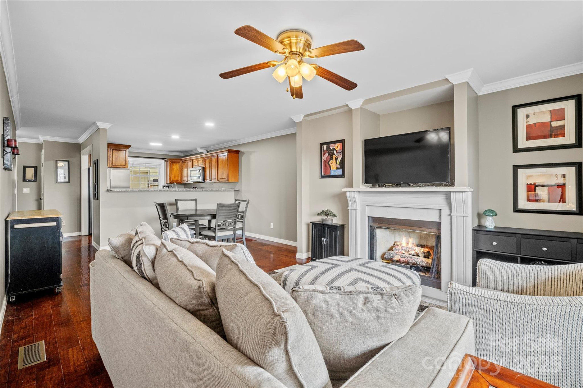 41 Rotunda Circle - Photo 7