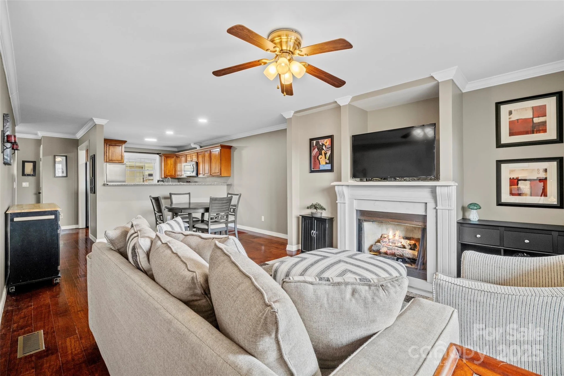 41 Rotunda Circle - Photo 7