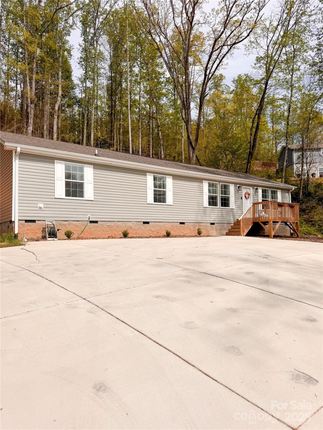 15 Luther Woods Drive - Photo 2
