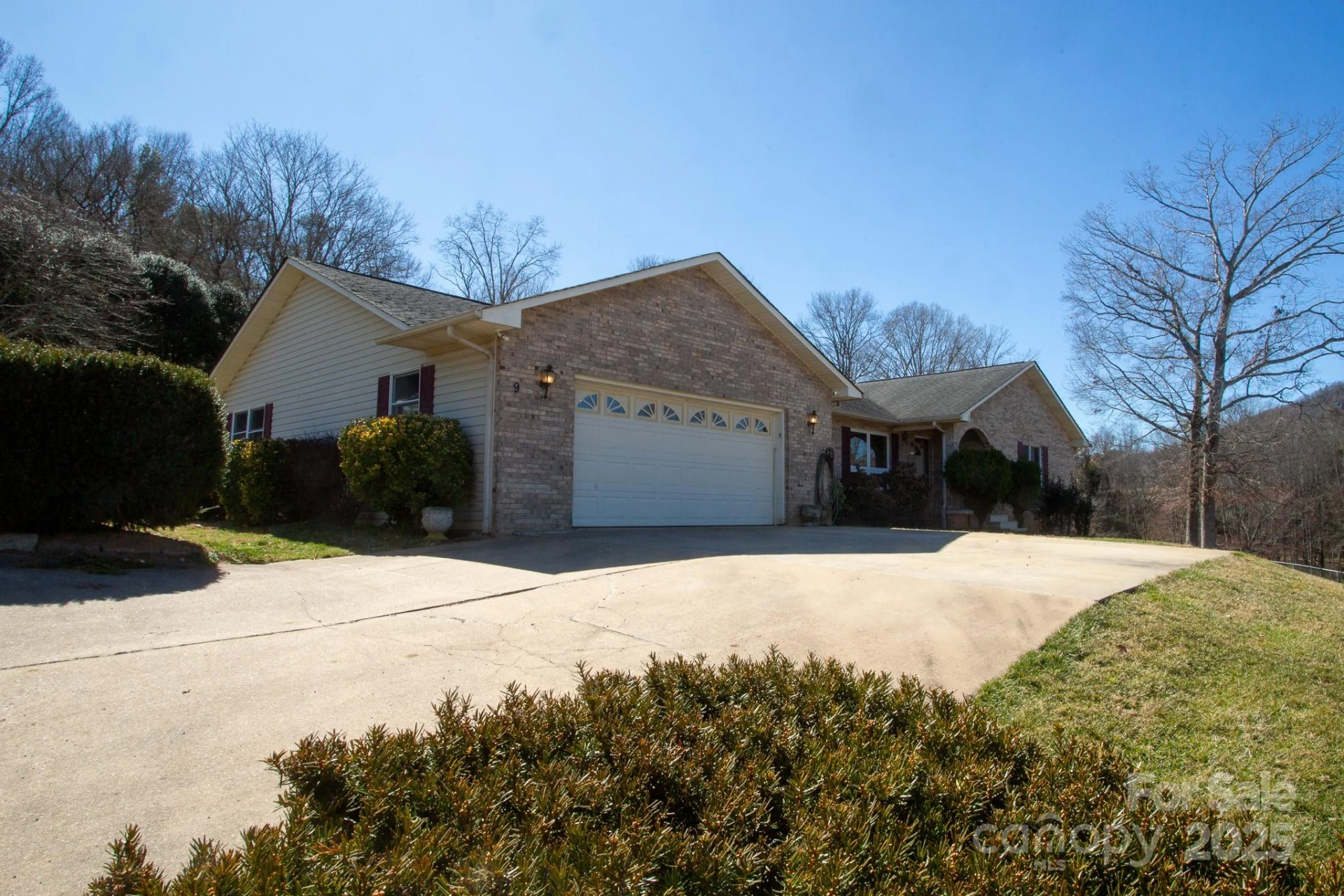 9 Lorena Drive - Photo 2