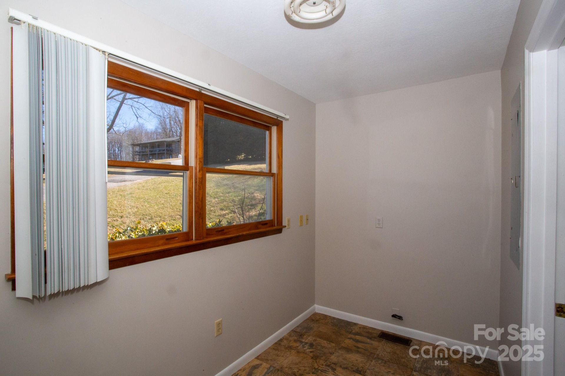 9 Lorena Drive - Photo 15