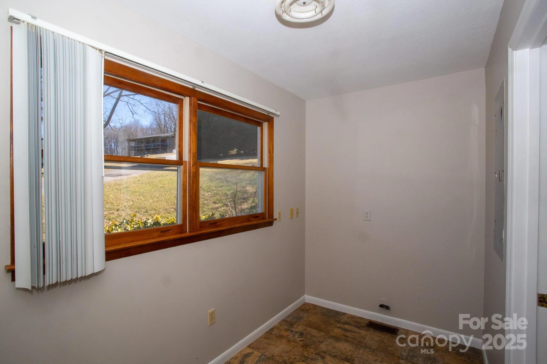 9 Lorena Drive - Photo 15