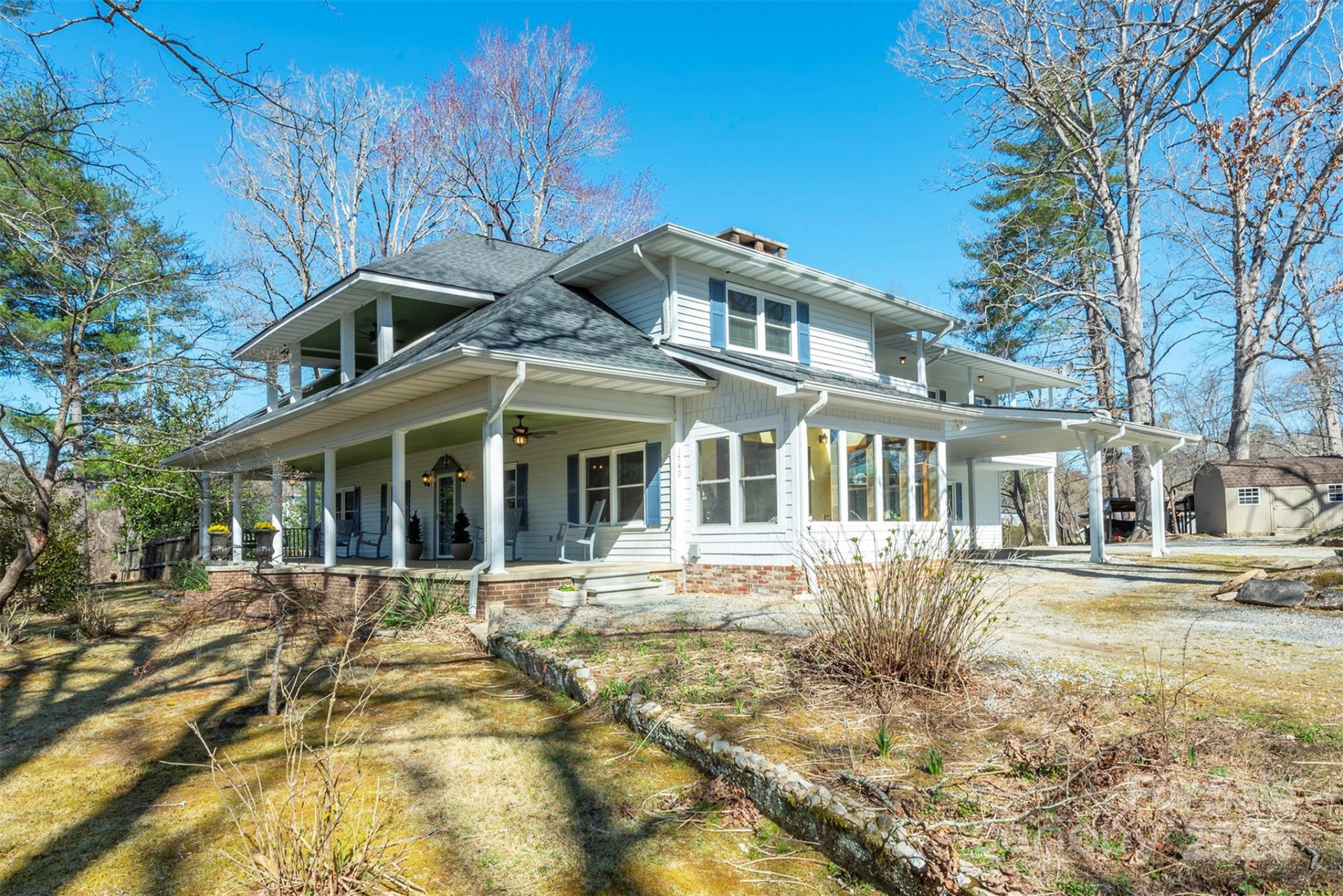 1740 Haywood Road - Photo 2