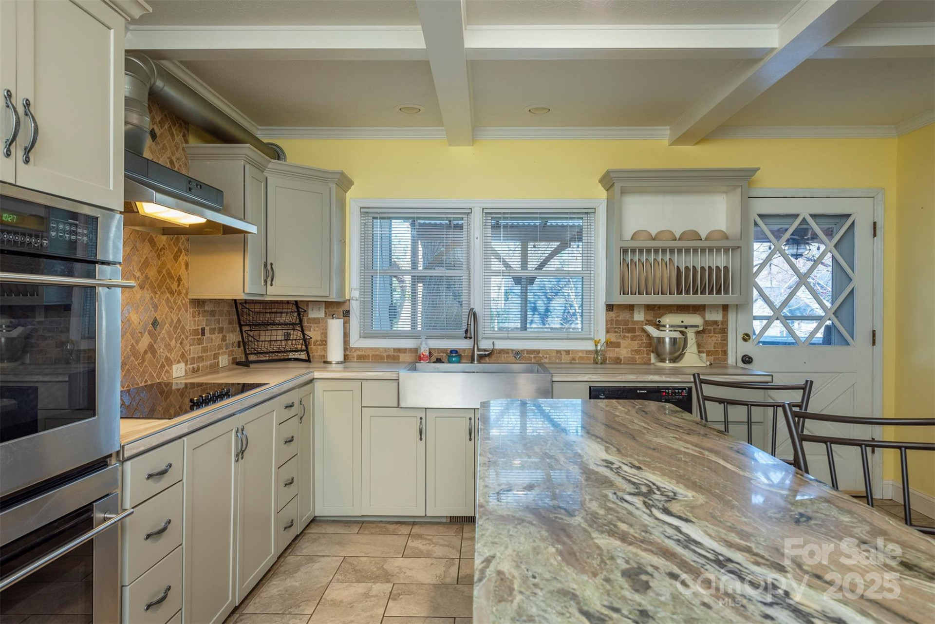 1740 Haywood Road - Photo 11