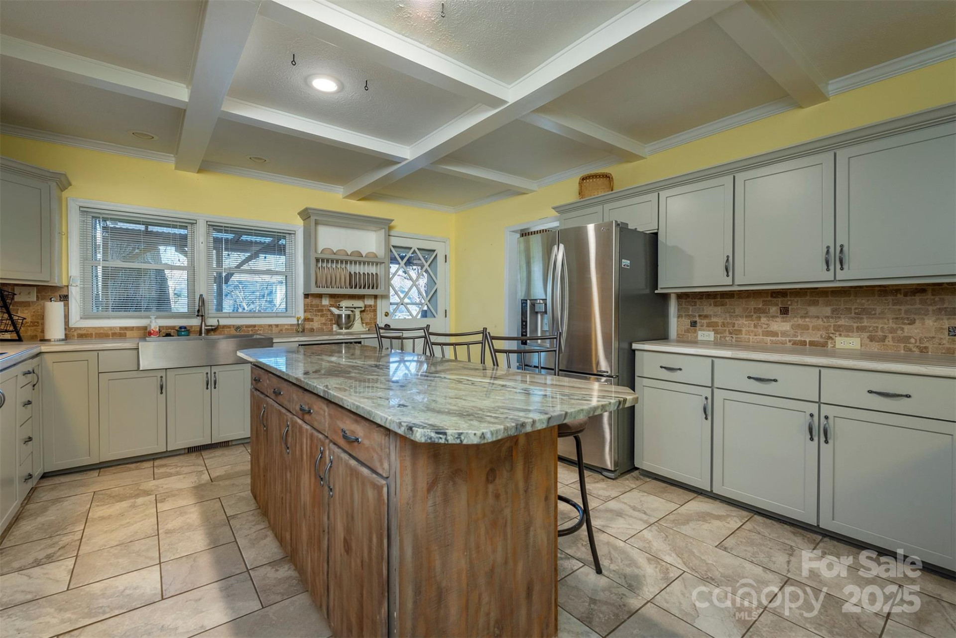 1740 Haywood Road - Photo 12