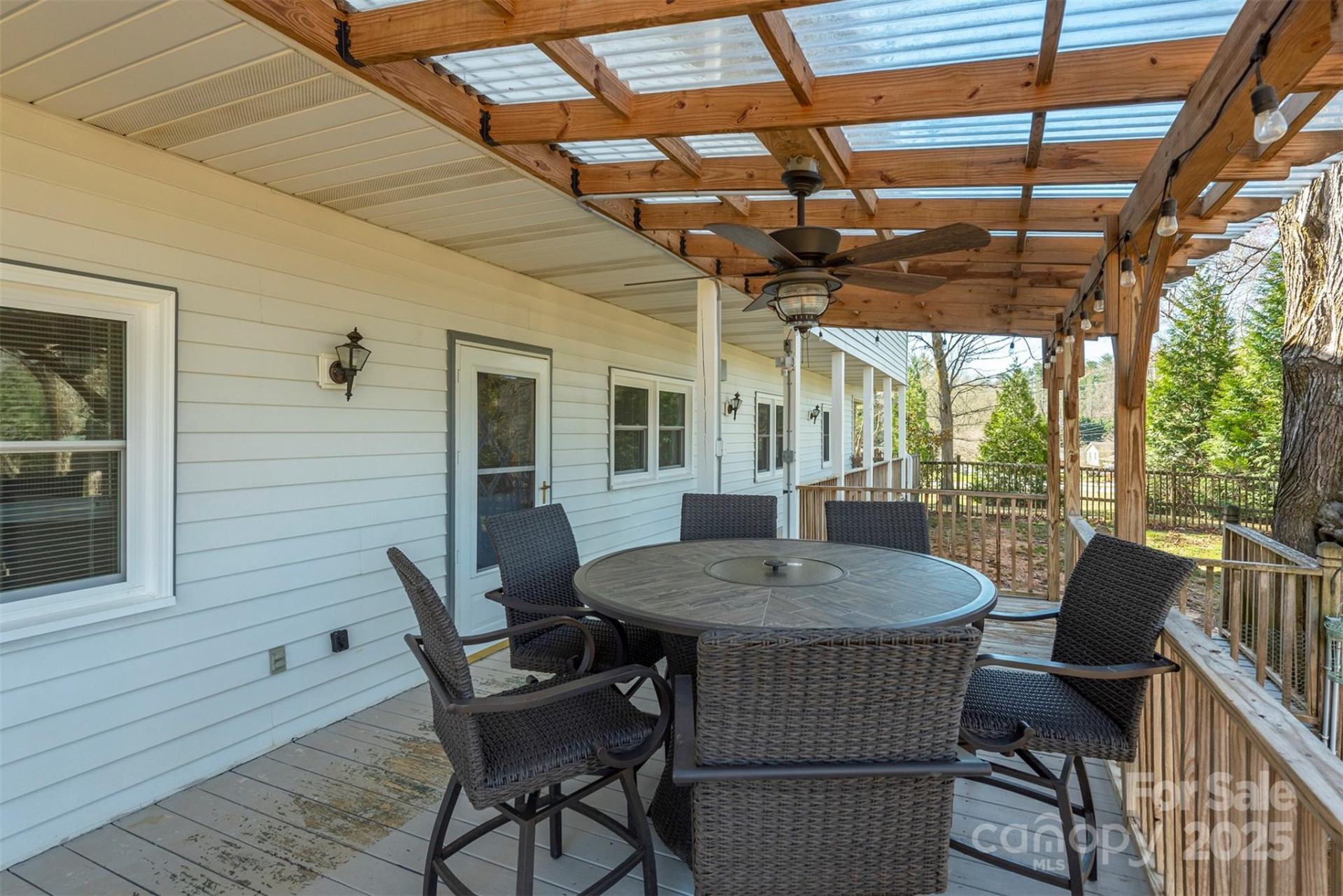 1740 Haywood Road - Photo 13