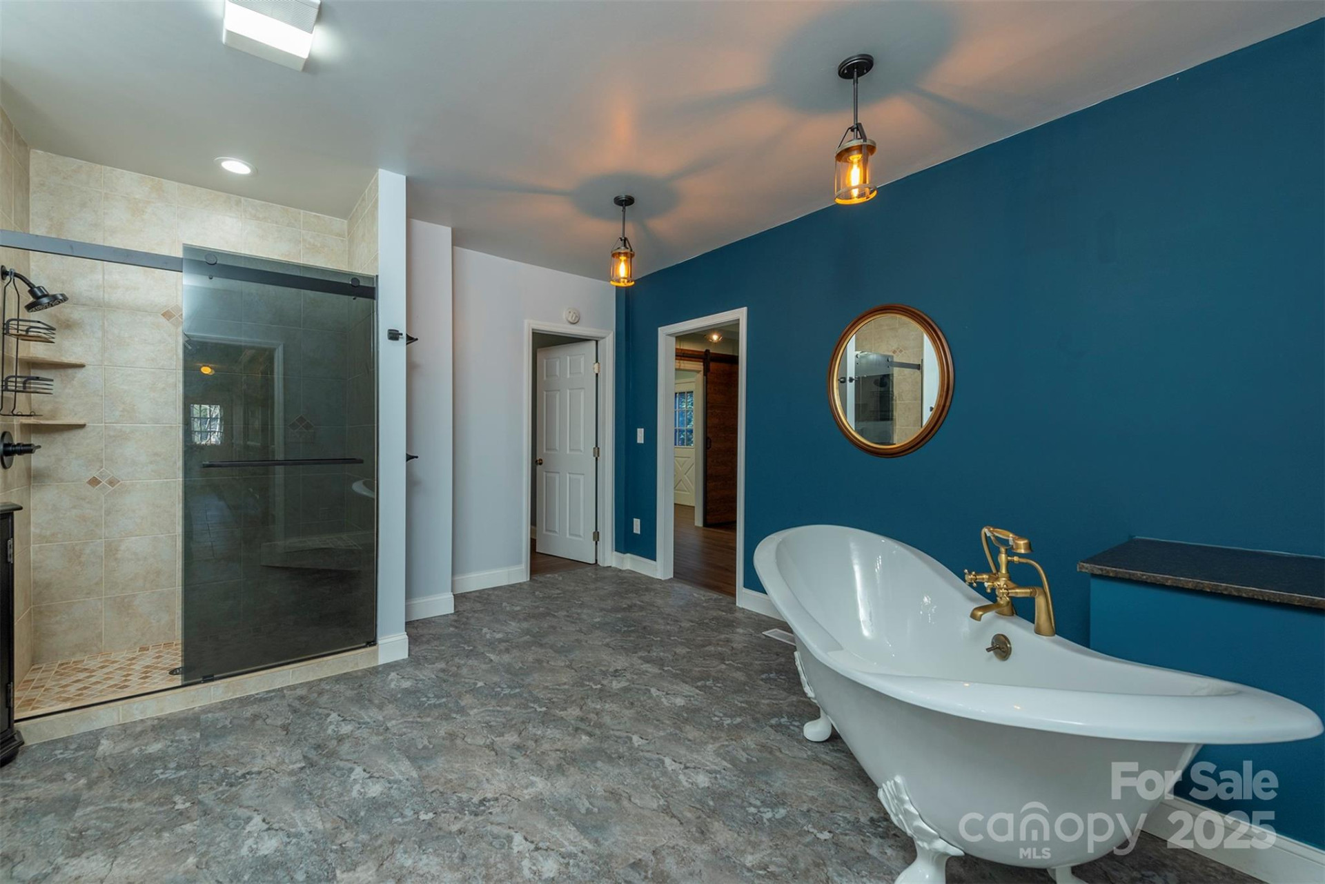 1740 Haywood Road - Photo 18