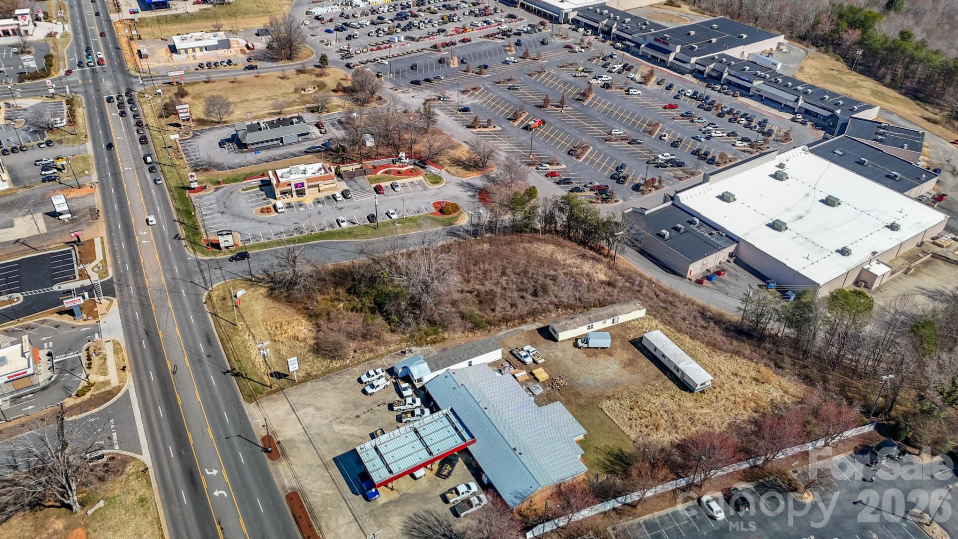 1261 Burkemont Avenue - Photo 8