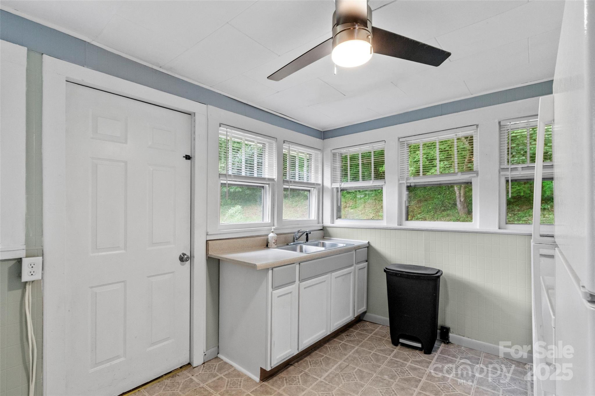 944 Georges Fork Road - Photo 16