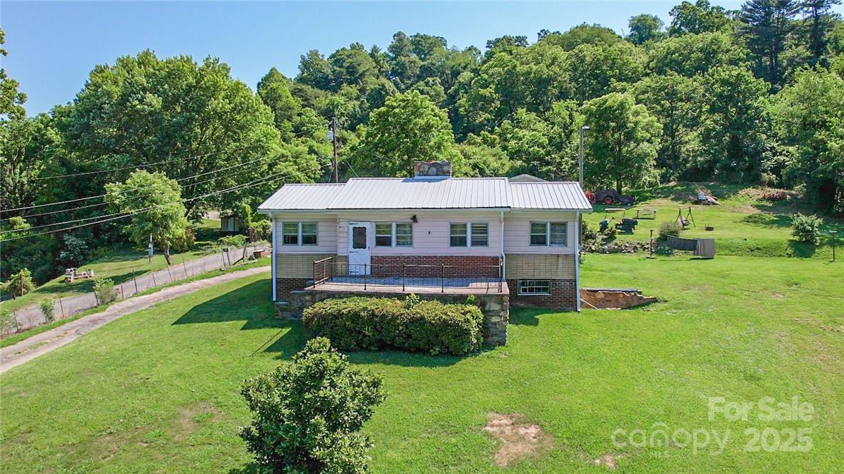 415 Weaverville Road