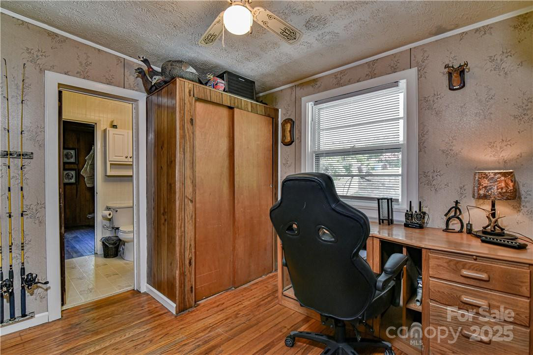 415 Weaverville Road - Photo 24