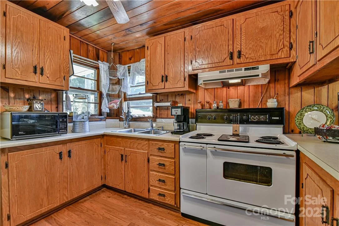 415 Weaverville Road - Photo 28
