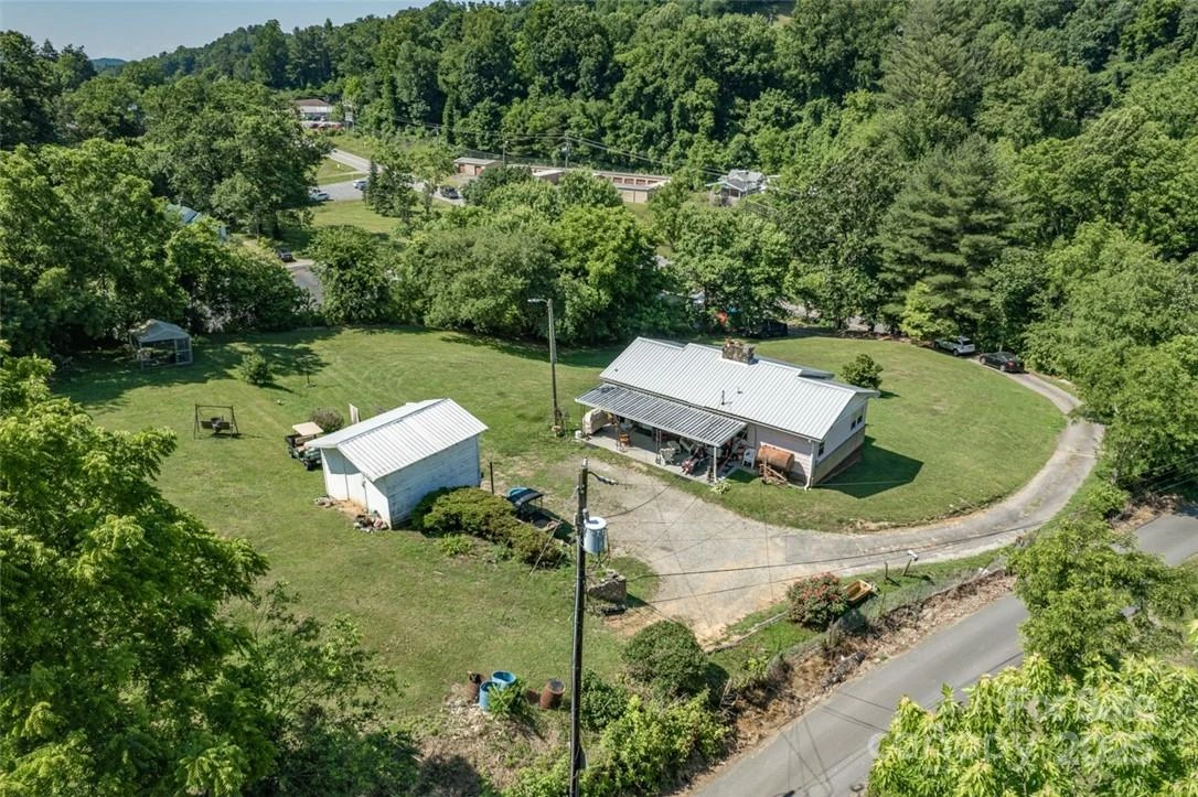 415 Weaverville Road - Photo 40