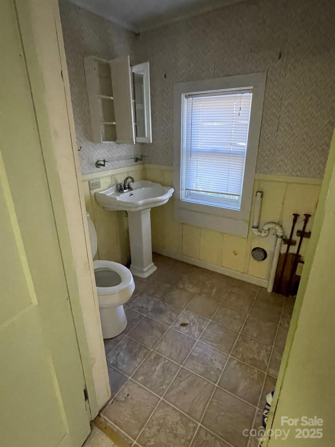 142 Whitewater Road - Photo 12