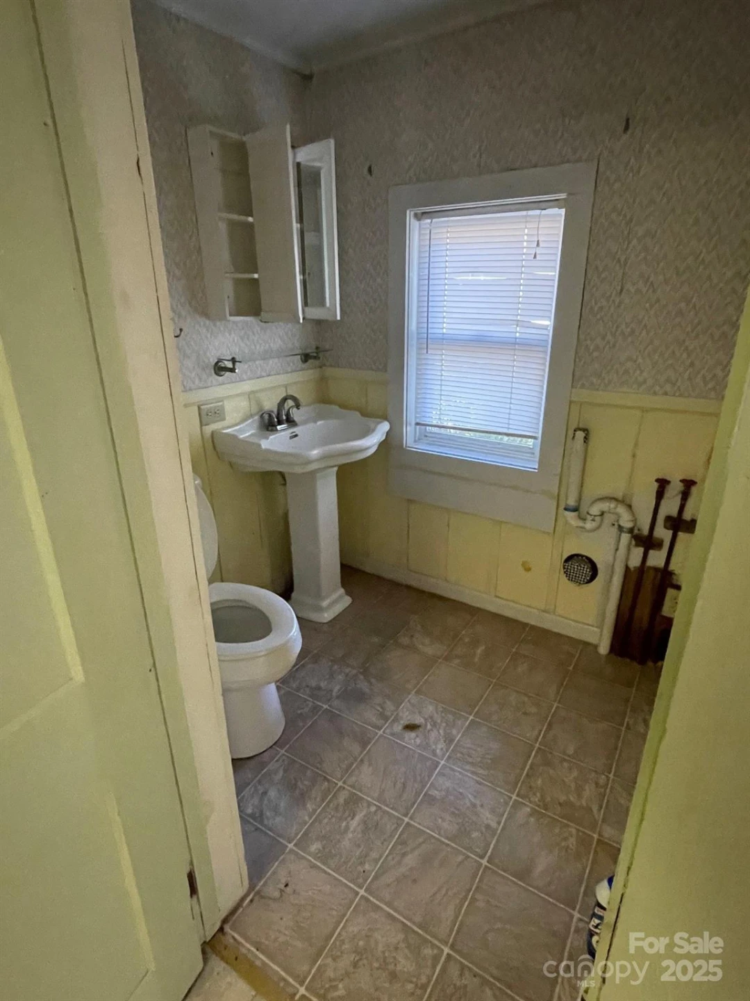 142 Whitewater Road - Photo 12