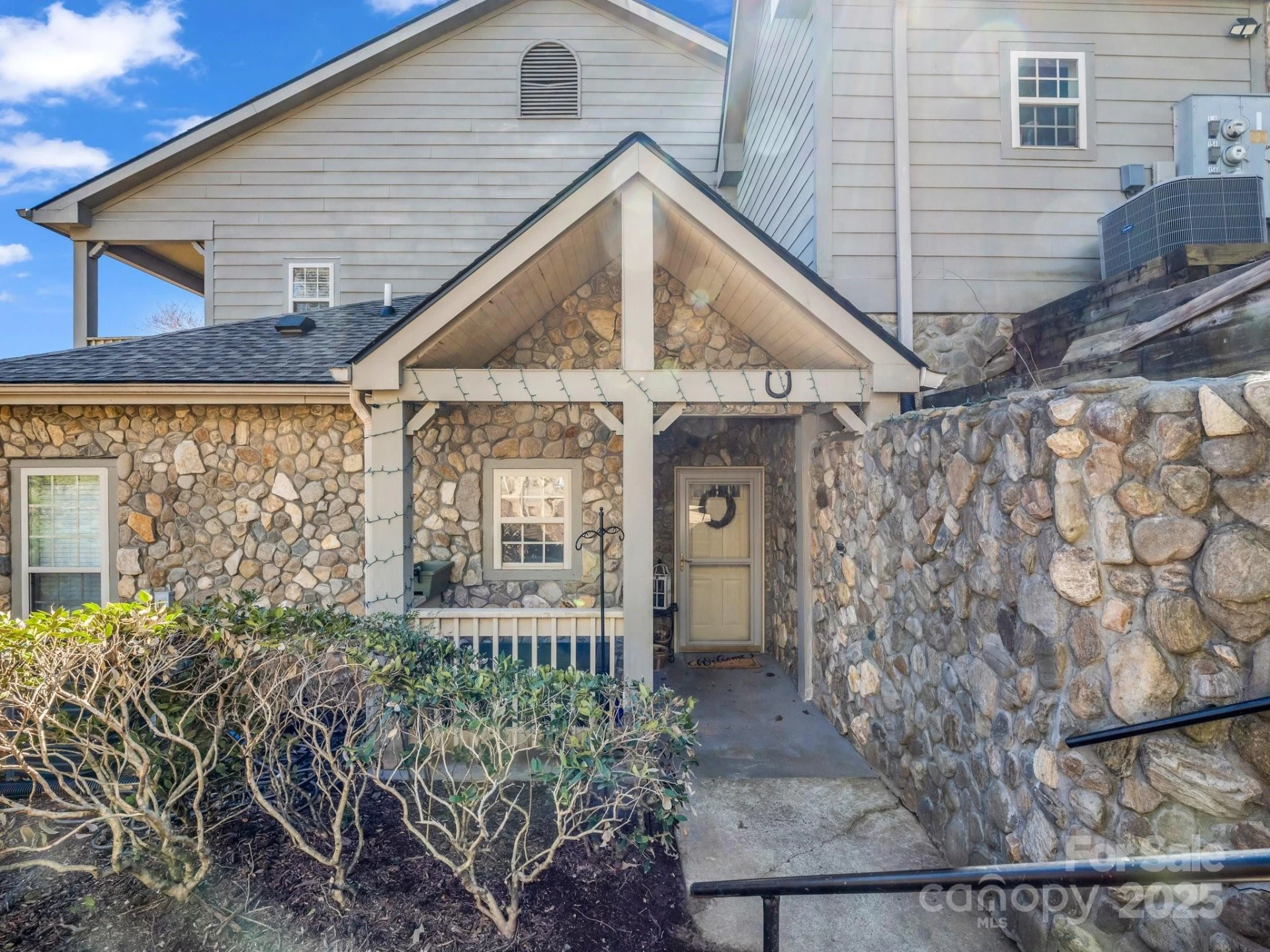 158 Stonecrest Court - Photo 4