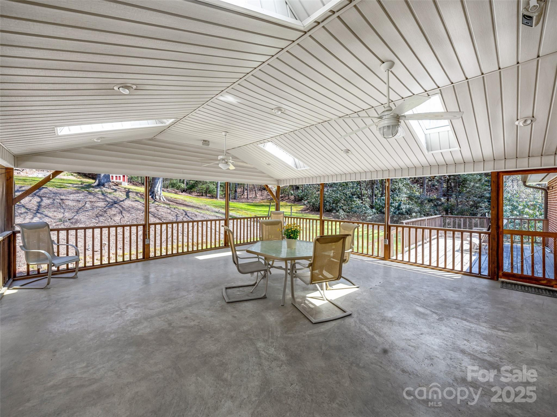 160 Tanglewood Heights - Photo 18