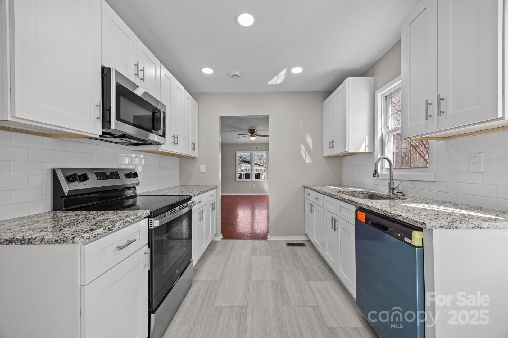175 Kathy Street - Photo 11