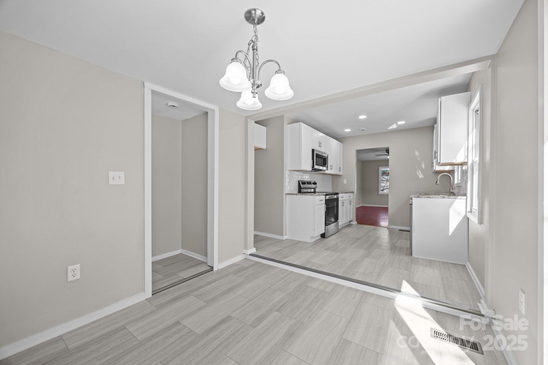 175 Kathy Street - Photo 18