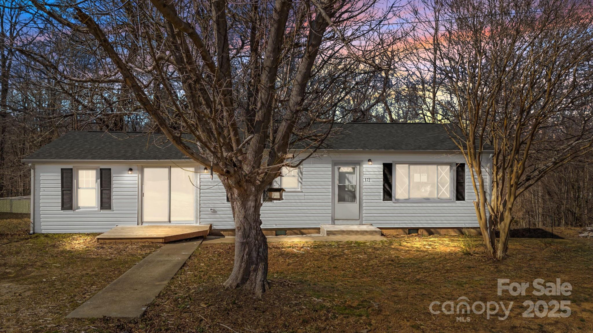 175 Kathy Street - Photo 3