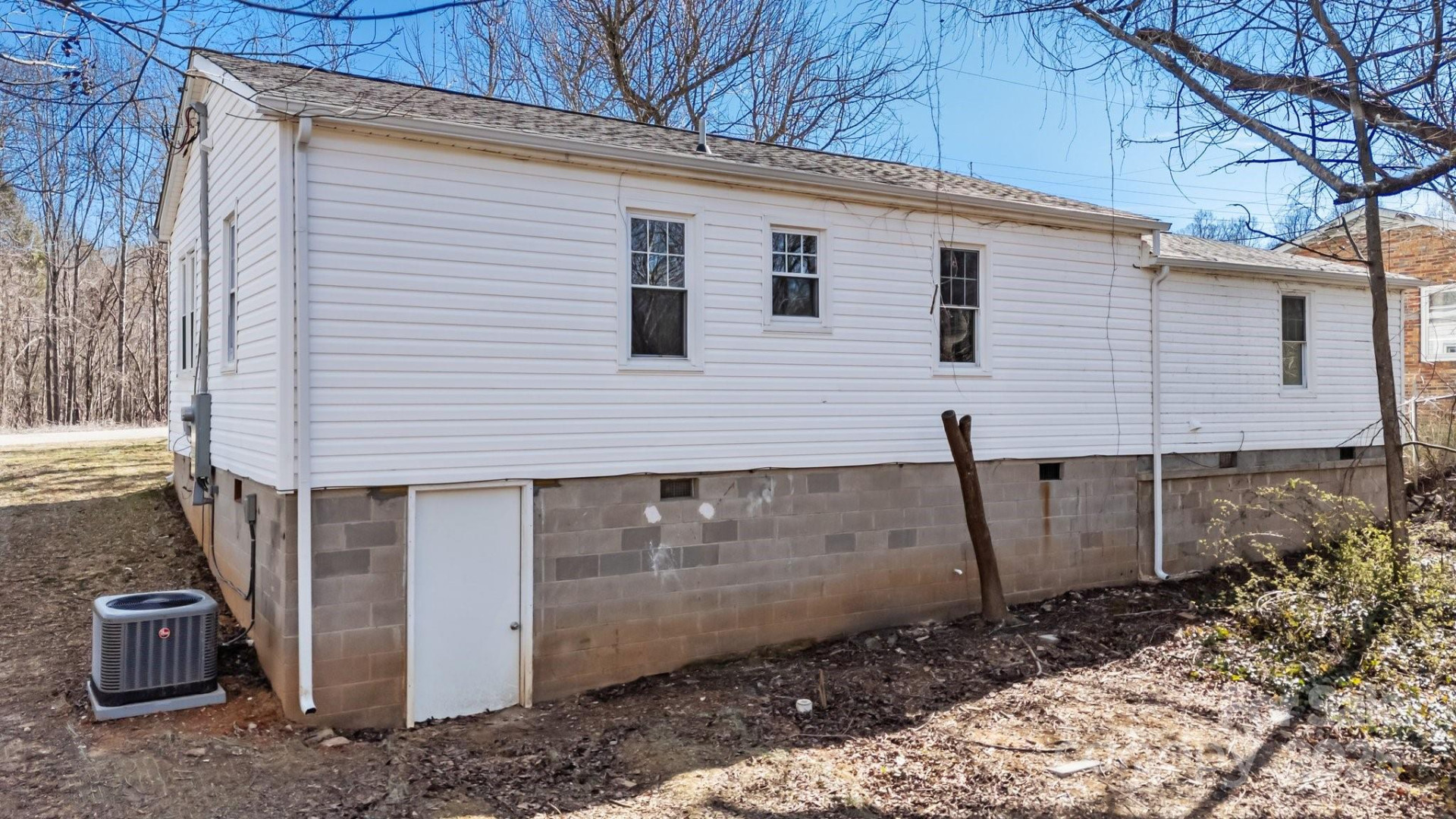 175 Kathy Street - Photo 6