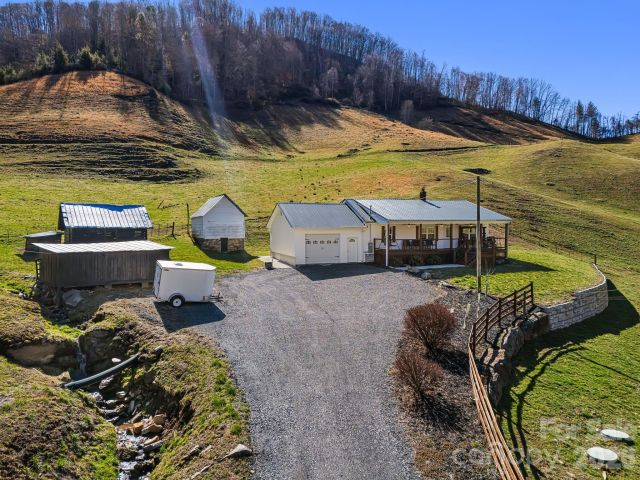 867 Indian Creek Road