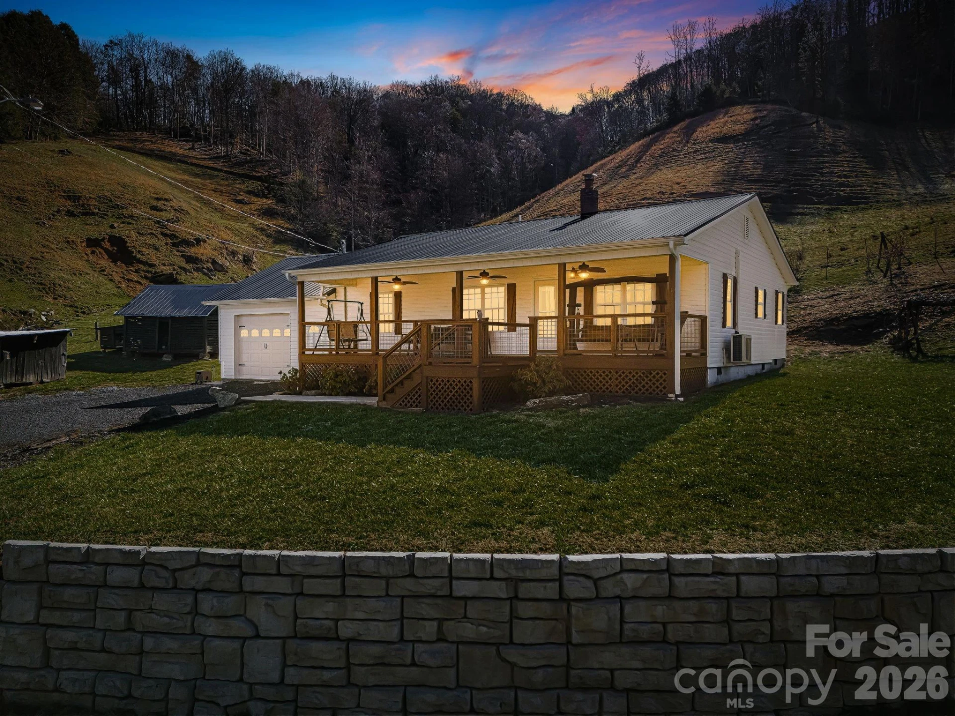 867 Indian Creek Road - Photo 2