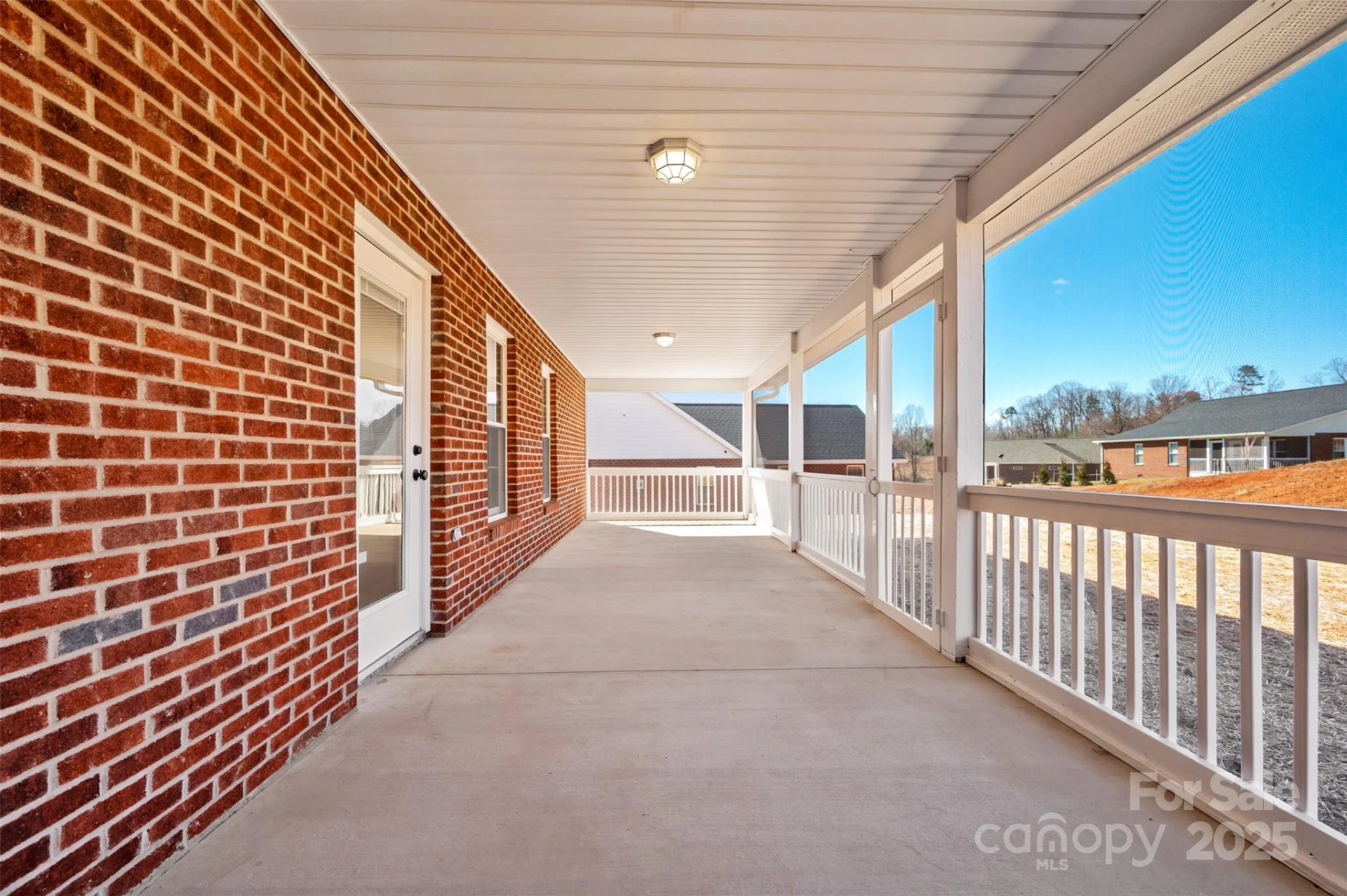 160 Central Park Circle - Photo 16