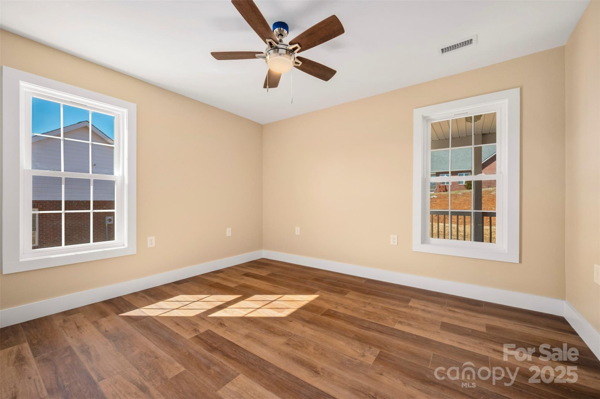 160 Central Park Circle - Photo 18