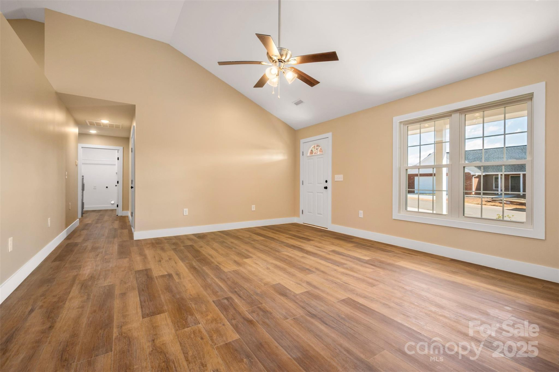 160 Central Park Circle - Photo 9