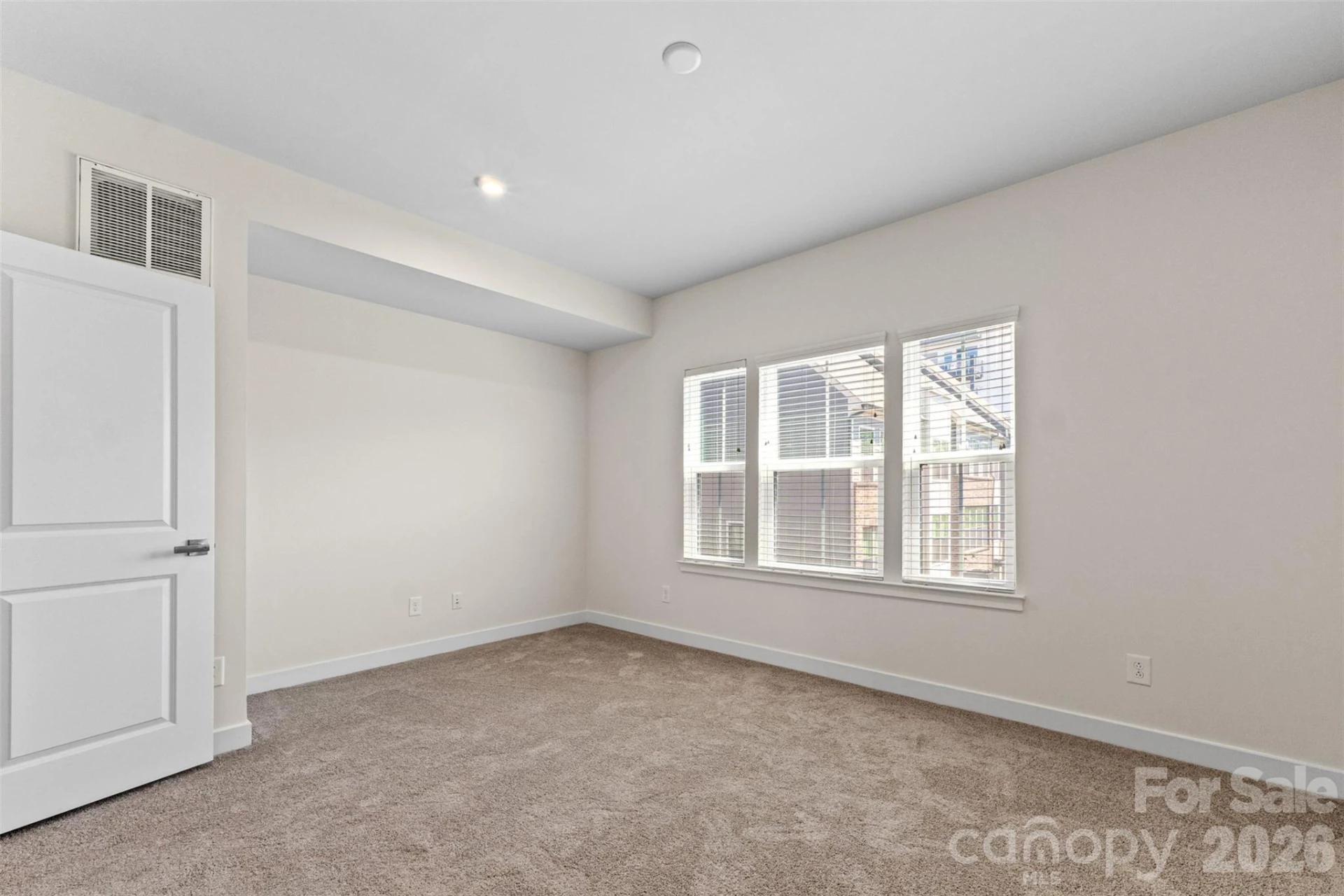 3645 Tryon Street - Photo 18